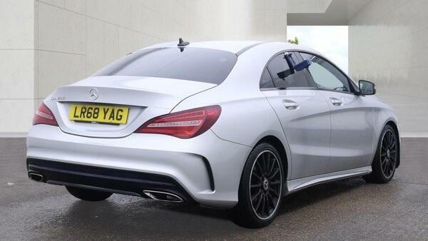 Mercedes-Benz CLA Class Amg Line Night Edition Silver #2