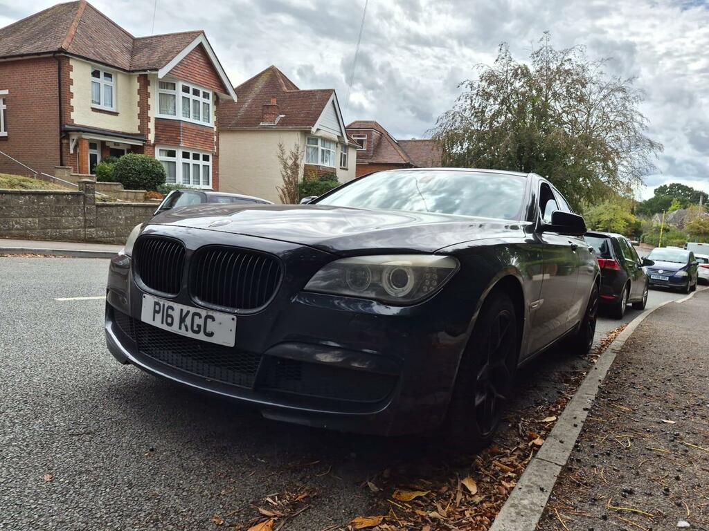 BMW 7 Series M Sport Black