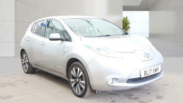 Nissan Leaf Tekna Silver #3