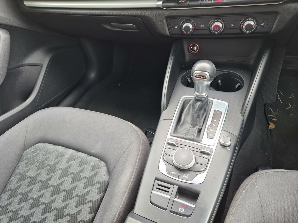 Audi A3 Se Technik White #4