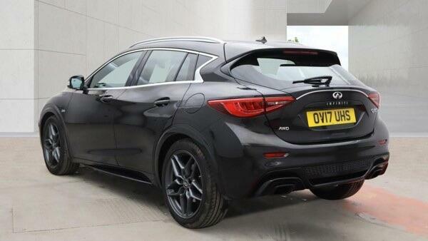 Infiniti Q30 Hatchback Silver #7