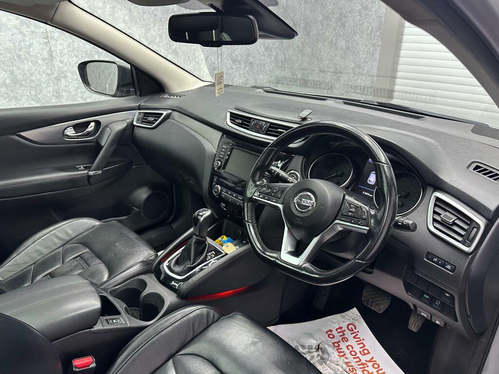 Nissan Qashqai N-motion Silver #2
