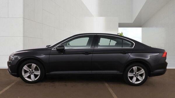Volkswagen Passat  White #10