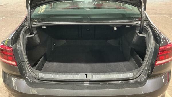Volkswagen Passat  White #13