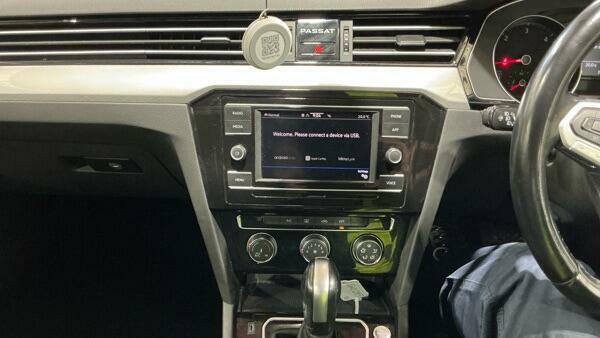 Volkswagen Passat Se Nav Grey #6