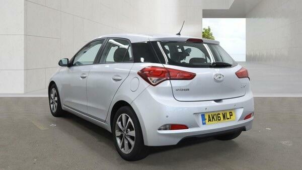 Hyundai I20 Blue #9