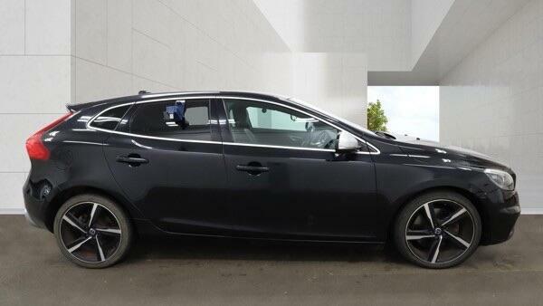 Volvo V40 D2 Se U4529 Red #8