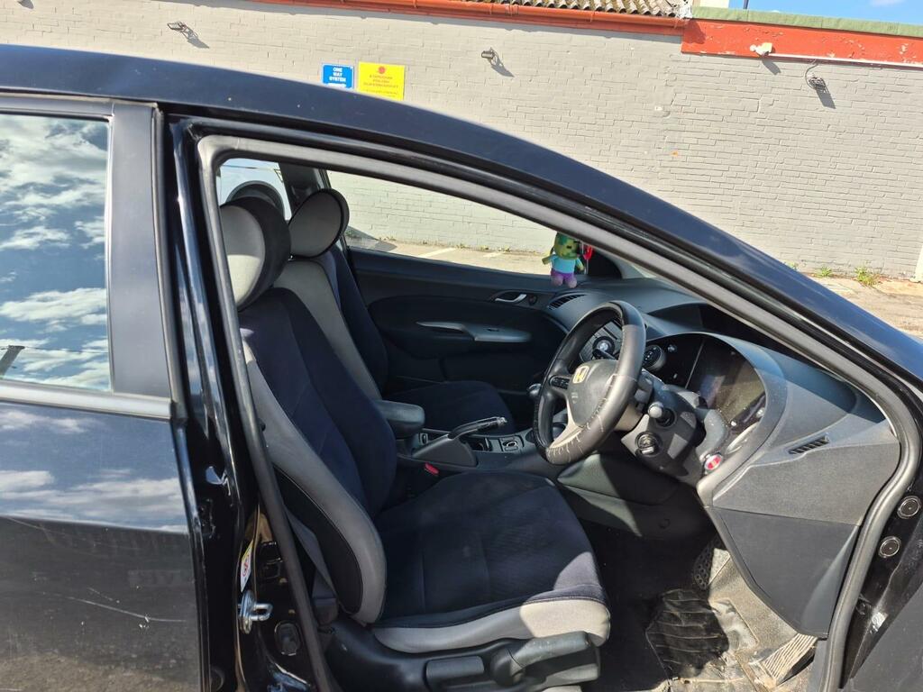 Honda Civic Se Black #2