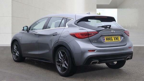 Infiniti Q30 Premium Tech Silver #6