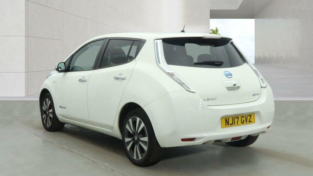 Nissan Leaf 30Kwh Tekna White #6