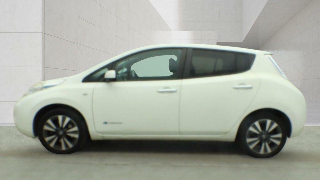 Nissan Leaf 30Kwh Black Edition Black #10