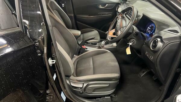 Hyundai Kona 1.0 T-gdi Se Euro 6 Ss Black #3