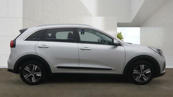 Kia Niro 1.6 Gdi Hybrid 2 Dct White #9