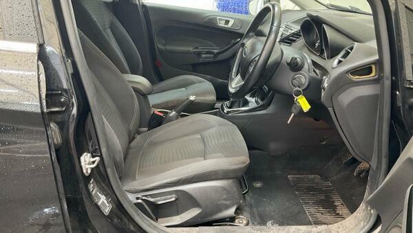Ford Fiesta Titanium Black #3