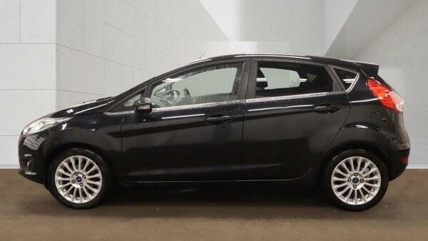 Ford Fiesta Zetec 5-Door Grey #9