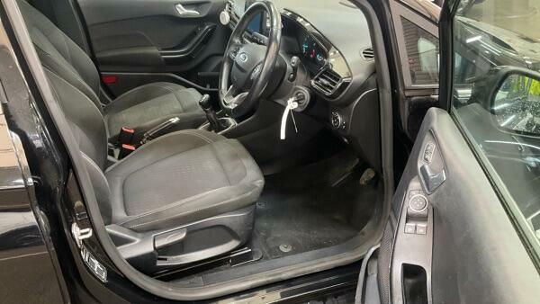 Ford Fiesta Zetec Black #3