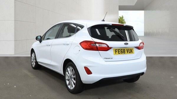 Ford Fiesta Titanium White #6