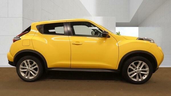Nissan Juke 1.2 Dig-t N-connecta Red #10