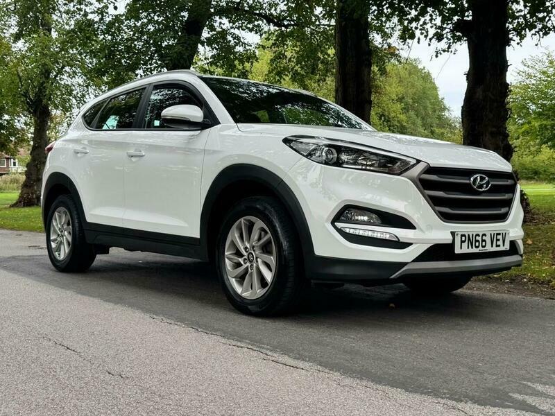Hyundai Tucson 1.6 Gdi Blue Drive White