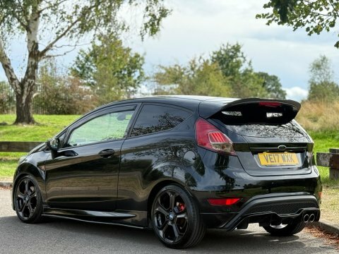 Ford Fiesta 1.6T Ecoboost St-3 Black #3
