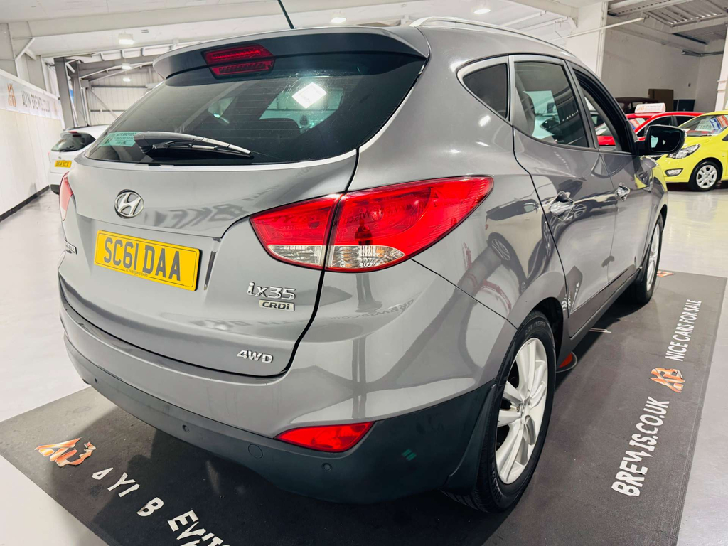 Hyundai Ix35 Premium Crdi 4Wd  #4