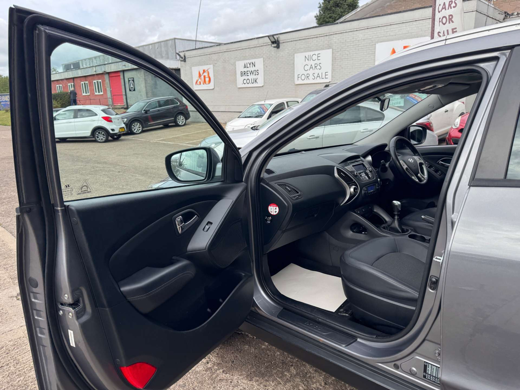 Hyundai Ix35 Style Grey #57