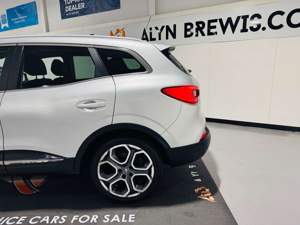 Renault Kadjar 1.5 Dynamique Nav Dci 110 Bhp White #11