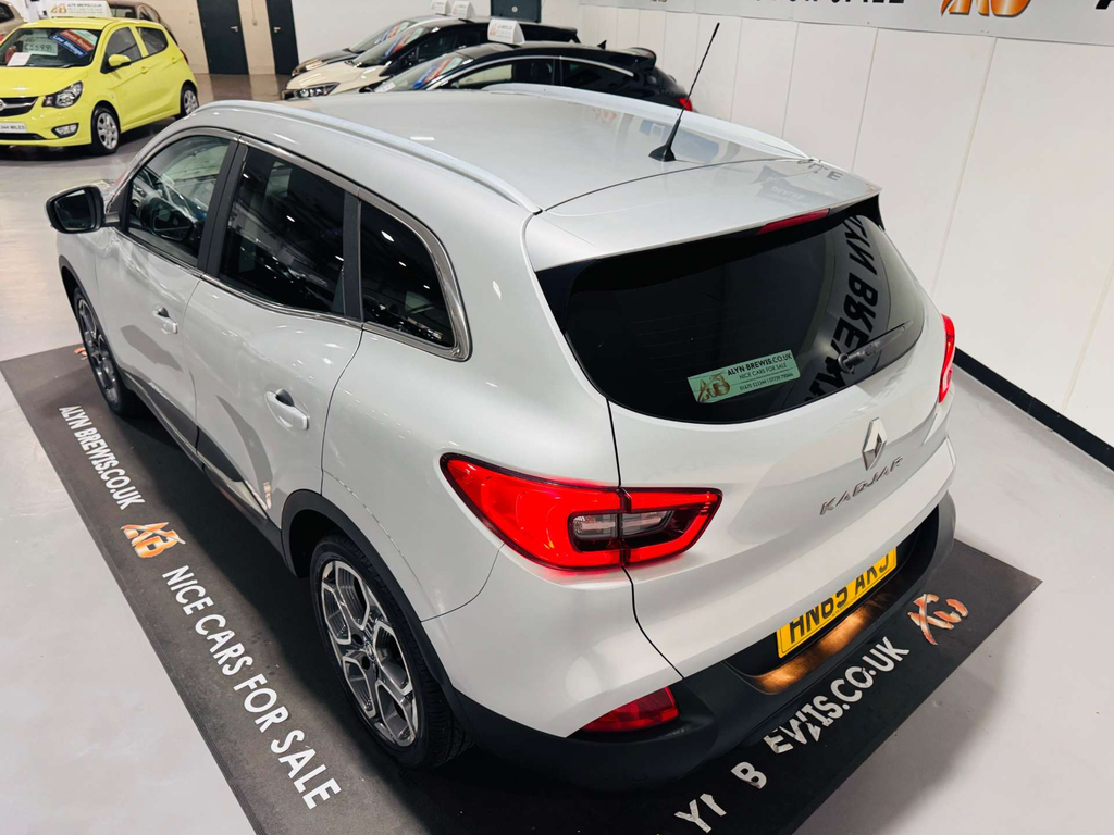 Renault Kadjar 1.5 Dynamique Nav Dci 110 Bhp White #20