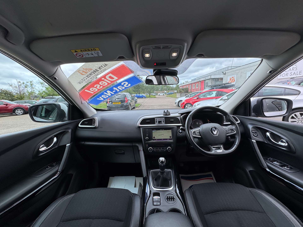 Renault Kadjar 1.5 Dynamique Nav Dci 110 Bhp White #32