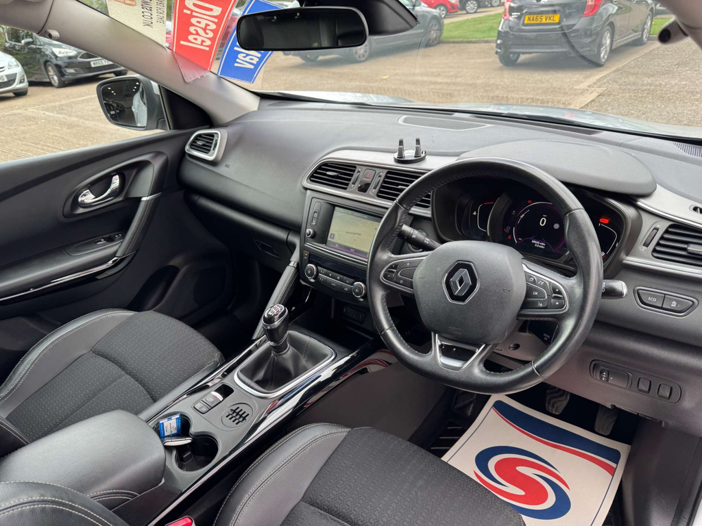 Renault Kadjar 1.5 Dynamique Nav Dci 110 Bhp White #30