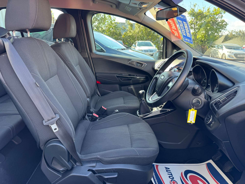Ford B-Max 1.0T Ecoboost Titanium Euro Silver #30