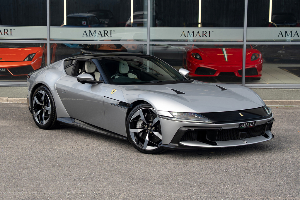 Ferrari 12CILINDRI Cilindri Cavallino V12