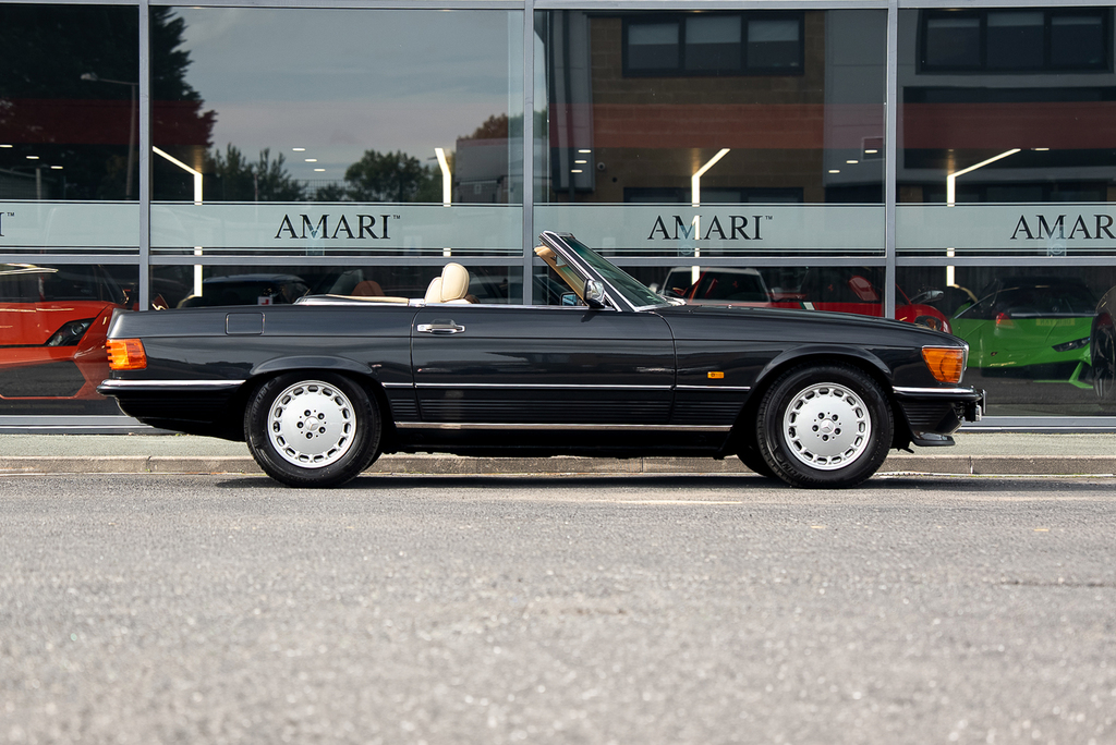 Mercedes-Benz SL Class V8 R107 Blue #4