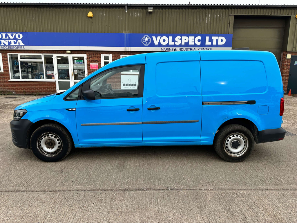 Volkswagen Caddy Maxi C20 Bluemotion Tech Startline Panel Van Man Blue #4