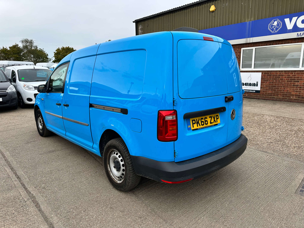 Volkswagen Caddy Maxi C20 Bluemotion Tech Startline Panel Van Man Blue #6