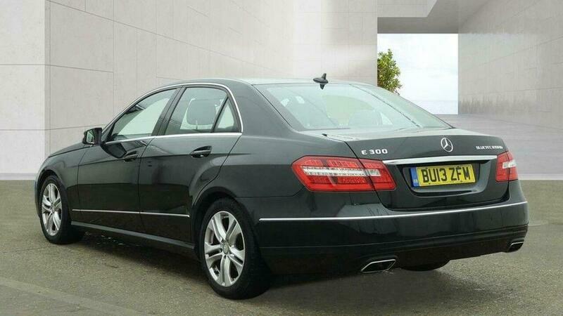 Mercedes-Benz E Class 2.1 E300dh Bluetec G-tronic Black #3