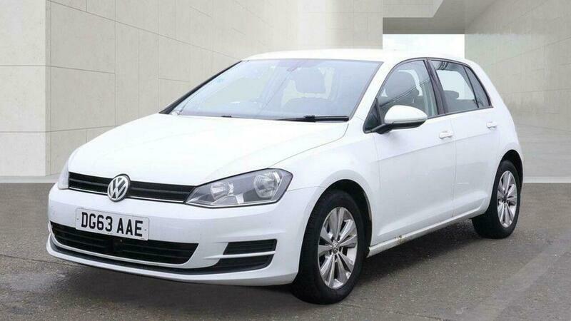 Volkswagen Golf 1.6 Tdi Bluemotion Tech White #2