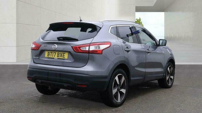 Nissan Qashqai 1.5 Dci N-vision 2Wd Grey #4