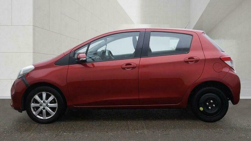 Toyota Yaris 1.33 Dual Vvt-i Tr Red #2