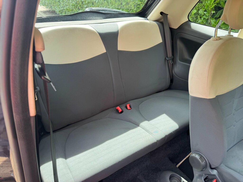 Fiat 500 Hatchback Red #5