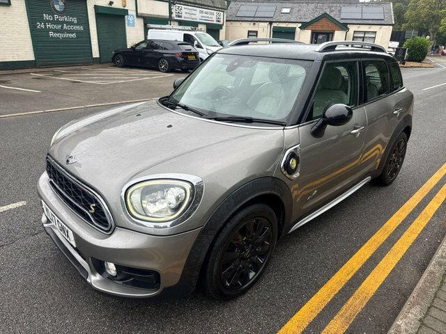 Mini Countryman 1.5 7.6Kwh Cooper Se Suv Plug-in Hybrid Silver #2