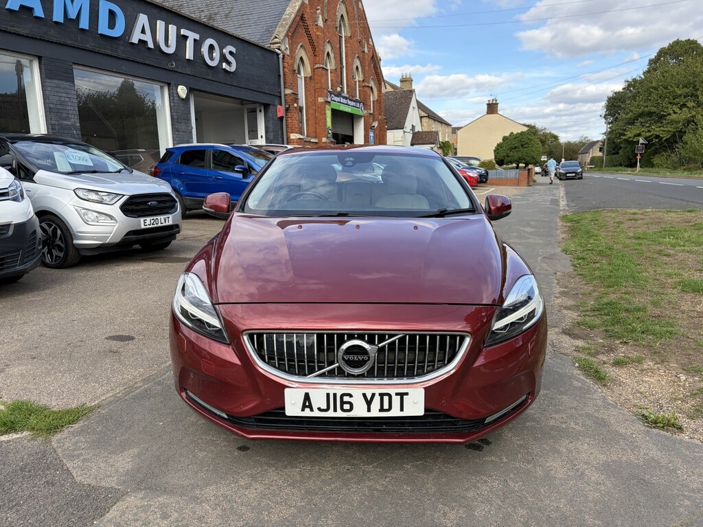 Volvo V40 D4 R-design Hatchback Black #8