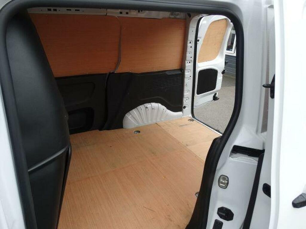 Peugeot E-Partner Mpv White #11