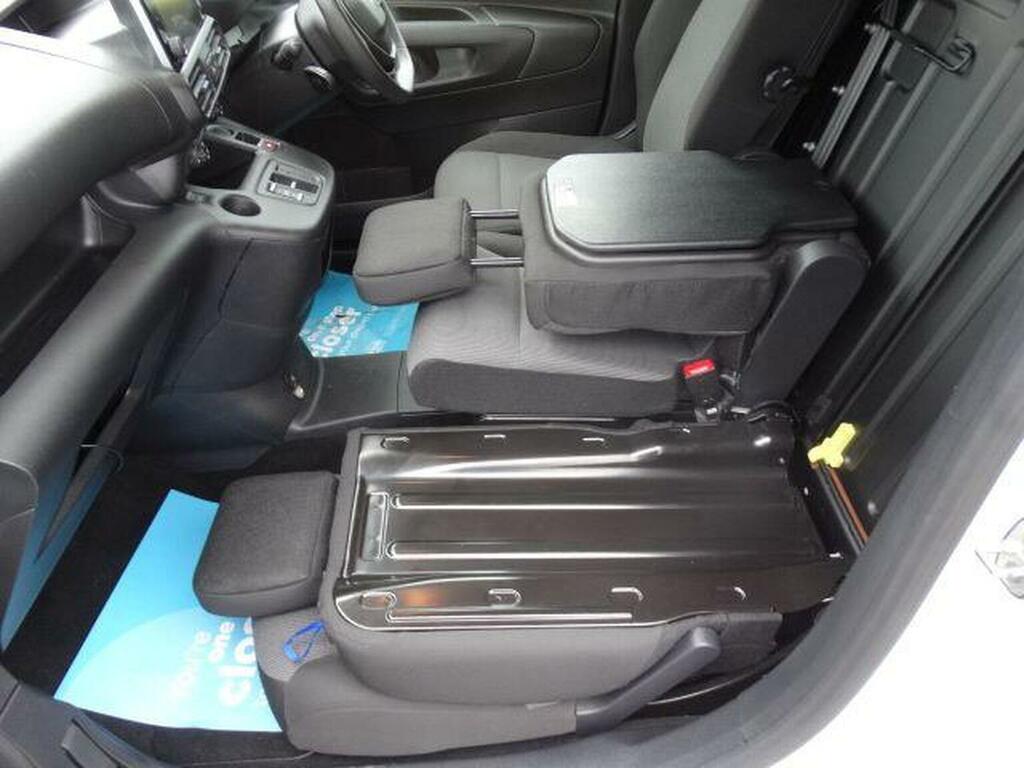 Peugeot E-Partner Mpv White #28