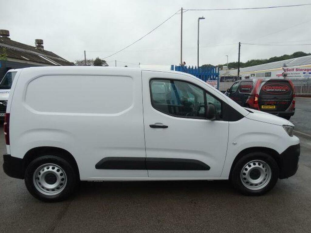 Peugeot E-Partner 800 50Kwh Professional Premium Standard Panel Va White #5