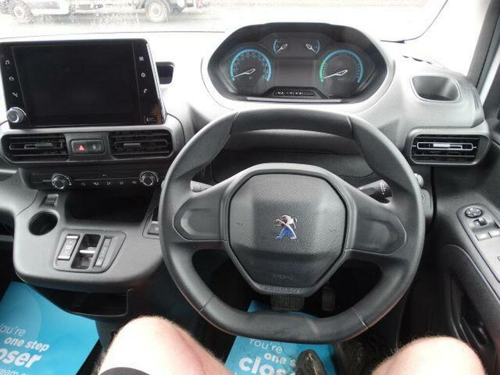 Peugeot E-Partner Mpv White #13