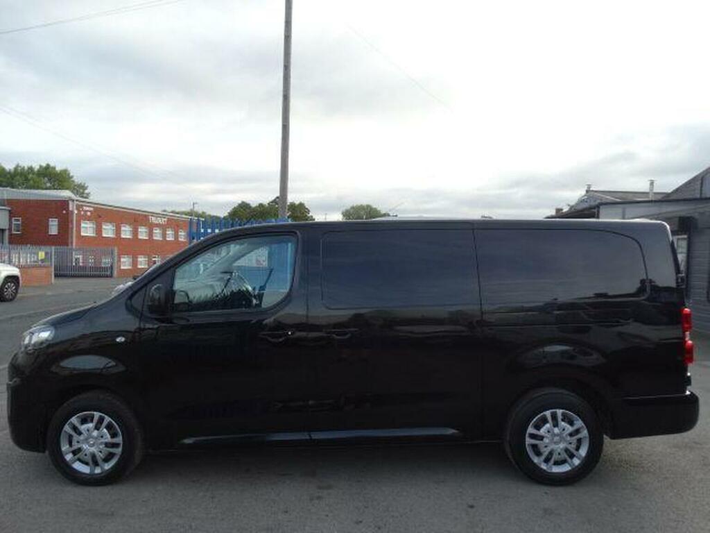 Vauxhall Vivaro 2.0 Turbo D 3100 Sportive L2 H1 Euro 6 Ss Black #4