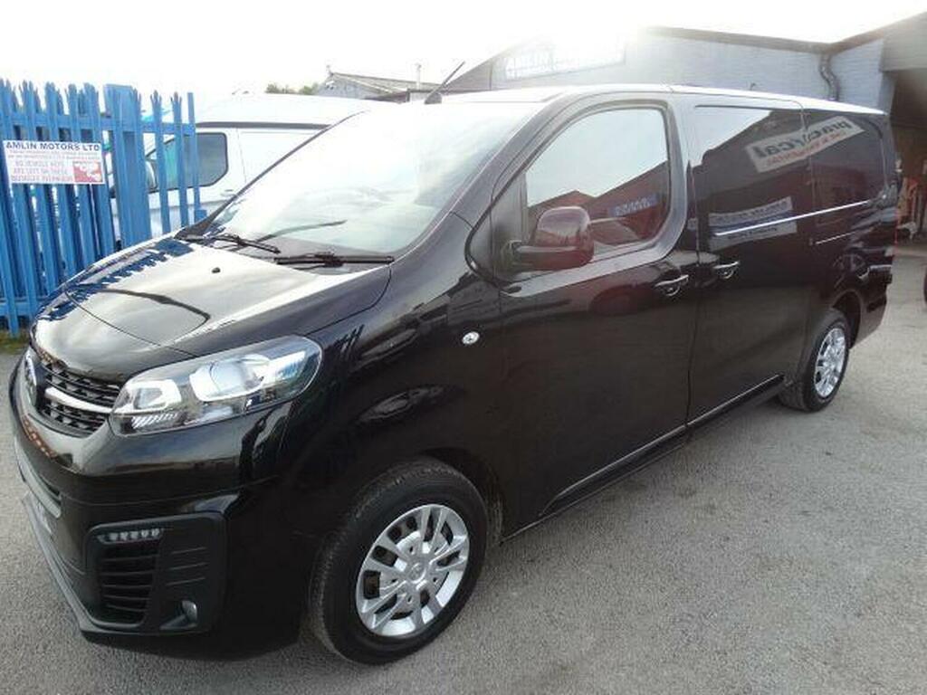 Vauxhall Vivaro 2.0 Turbo D 3100 Sportive L2 H1 Euro 6 Ss Black