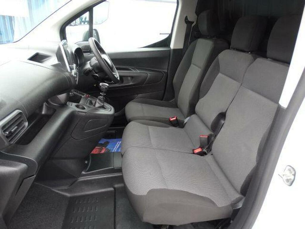 Citroen Berlingo Berlingo 950Driver Ed Bluehdi White #10