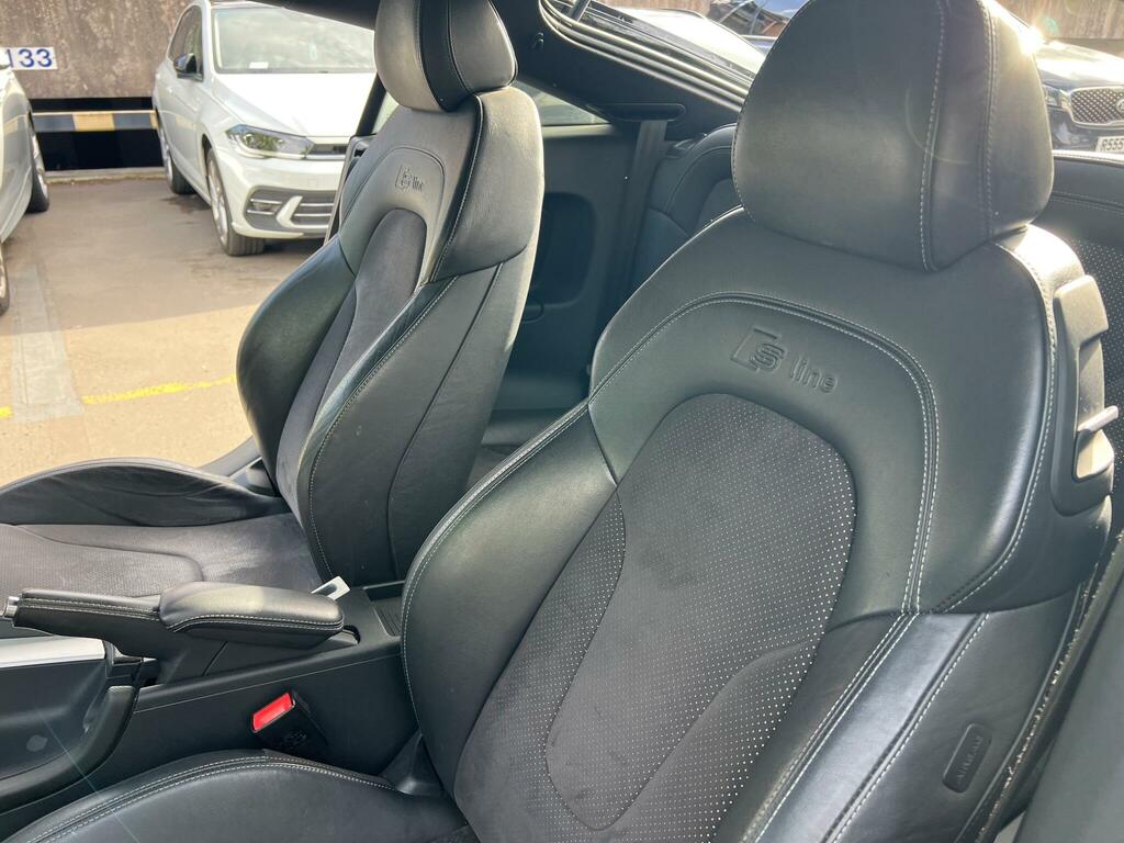 Audi TT Tfsi Sport 160 Black #24